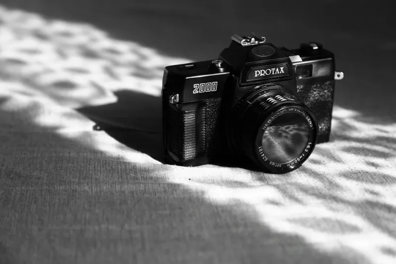 Before the Screenshot Era: How Speed Grapher Saw the Weaponized Camera Coming